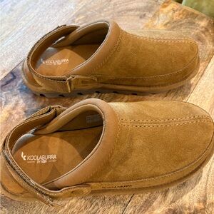 Koolaburra Women's Tan Suede Mules